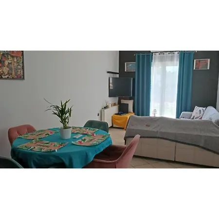 Apartamento Rafaela Metaxáta